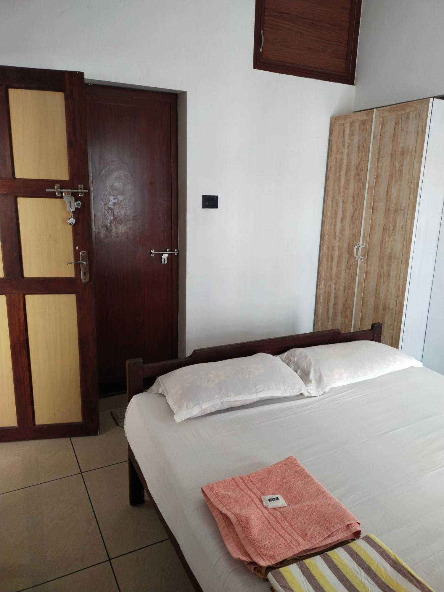 Greenview Homestay Kochi Eksteriør billede