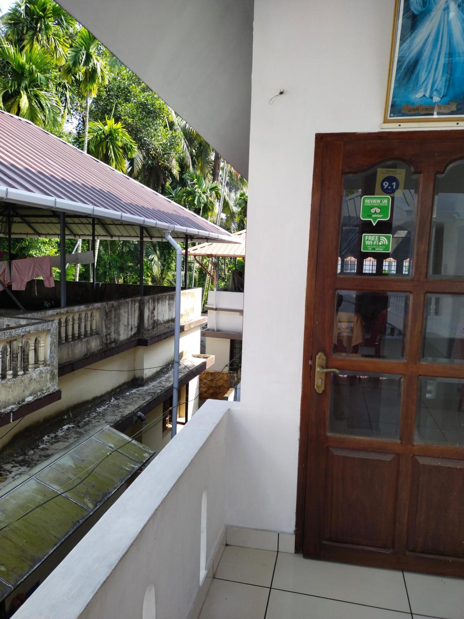 Greenview Homestay Kochi Eksteriør billede